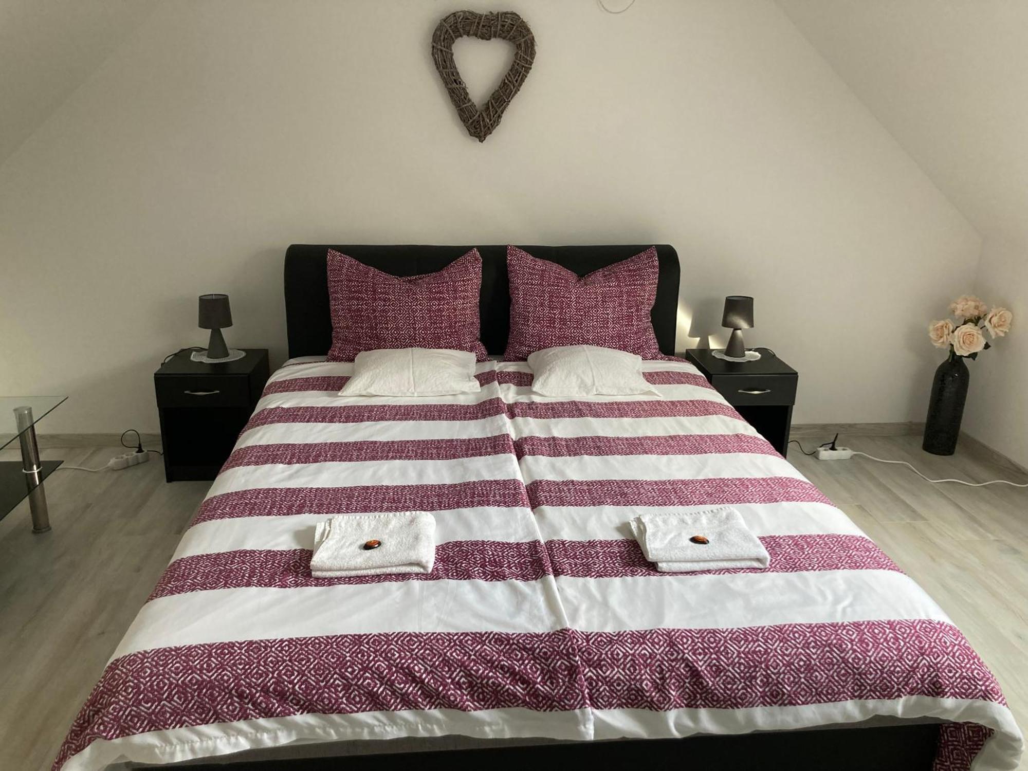 Hauptman apartman Nagyatád Exterior foto